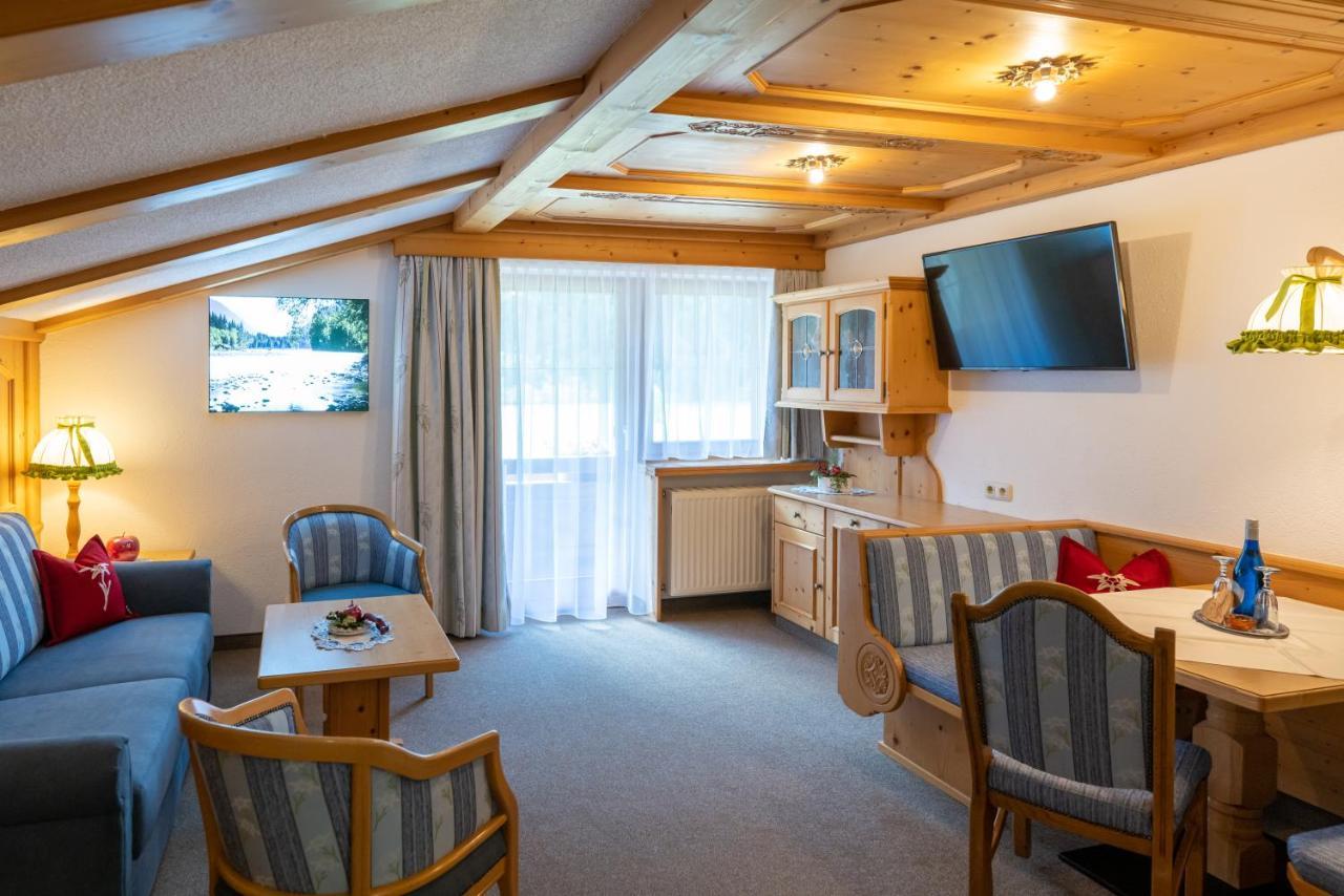 Landhaus Marion Holzgau Esterno foto