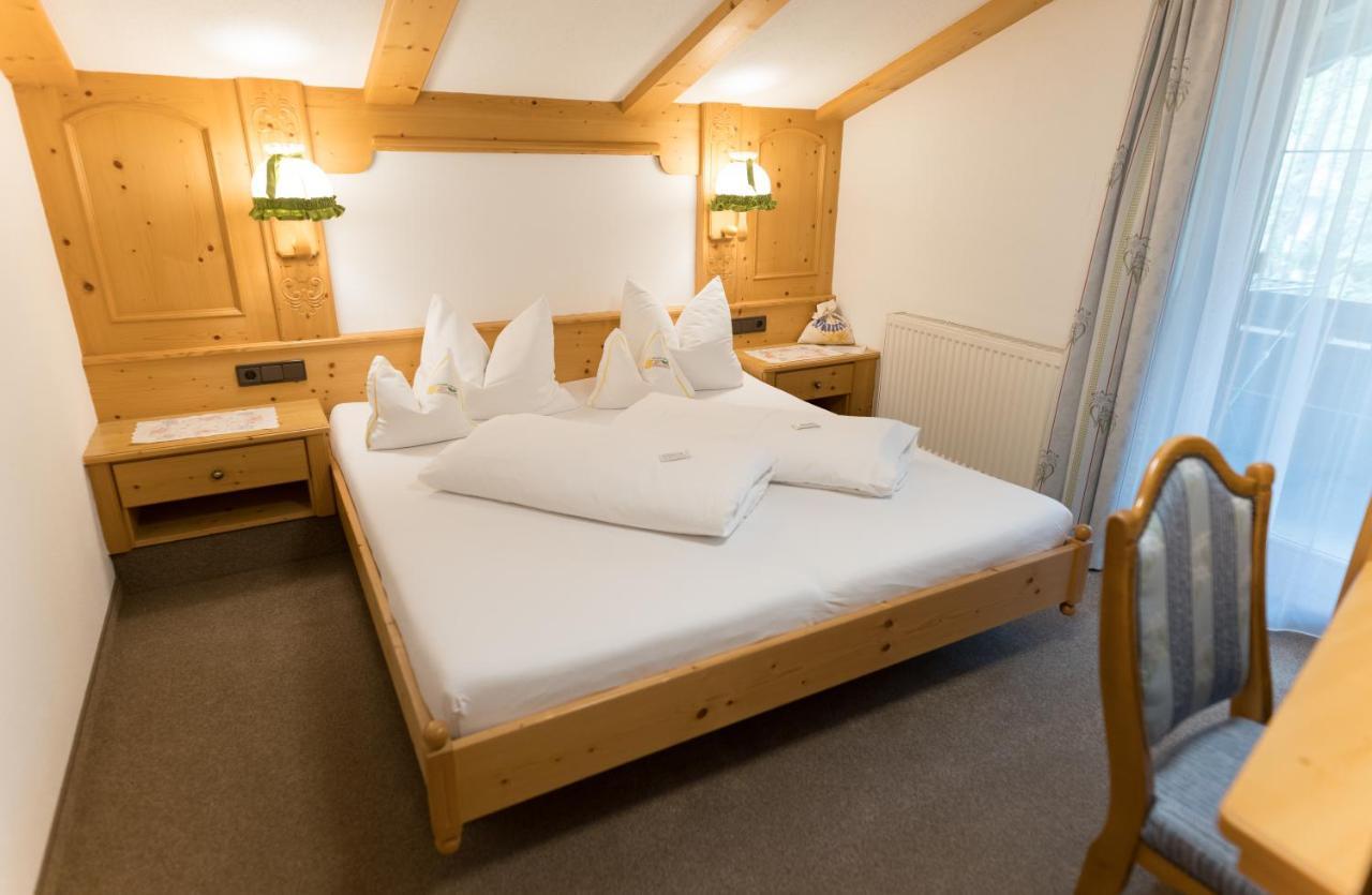 Landhaus Marion Holzgau Esterno foto